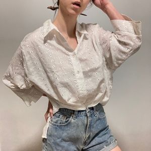 Vintage Oversized White Buttondown Shirt Embroidered Floral